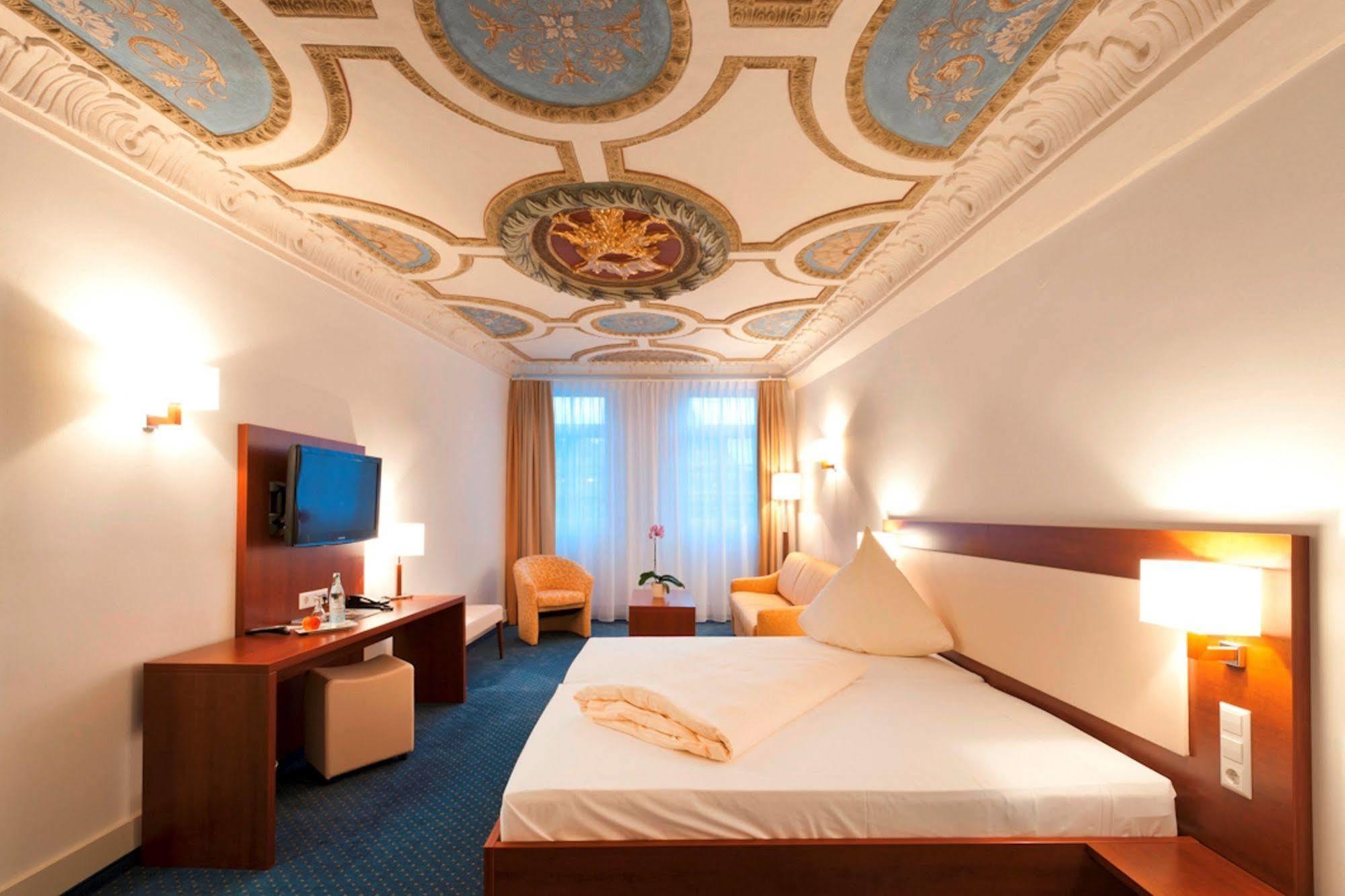 Stadt-Gut-Hotel Gasthof Goldener Adler Schwäbisch Hall Eksteriør bilde